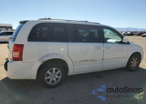 2010 Chrysler Town & Country Touring из США, поврежденный, VIN 2A4RR5DX5AR353160